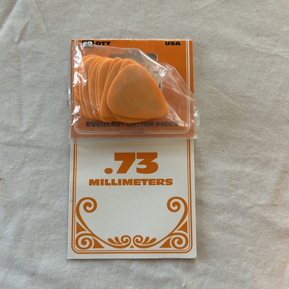 Ernie Ball Hybrid Slinky Nickel Wound Guitar Strings 3 Pack - Picture 4 of 5